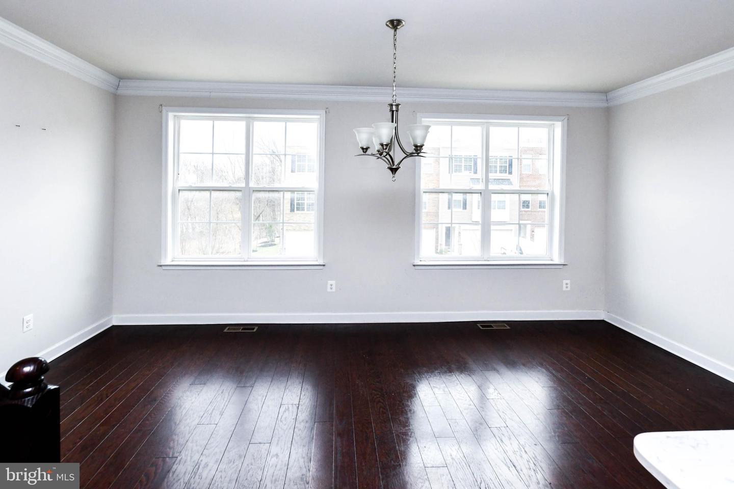3044 Mia Ln Property Photo 14