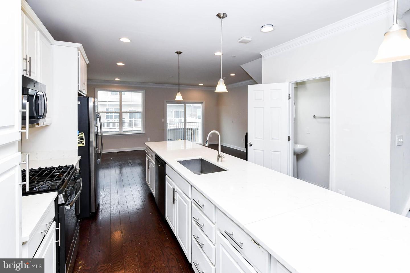 3044 Mia Ln Property Photo 15