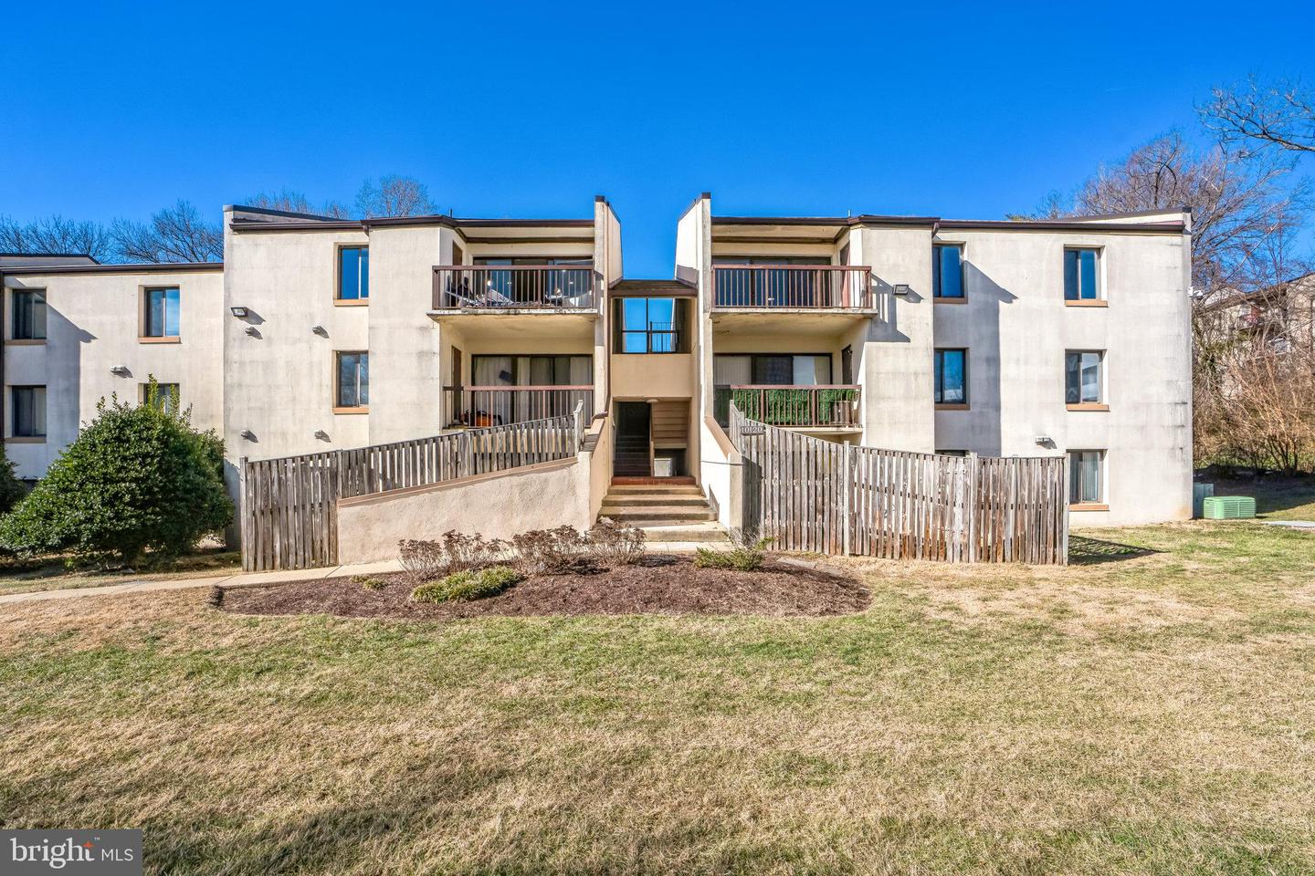 10120 Campus Way S #304-7c Property Photo