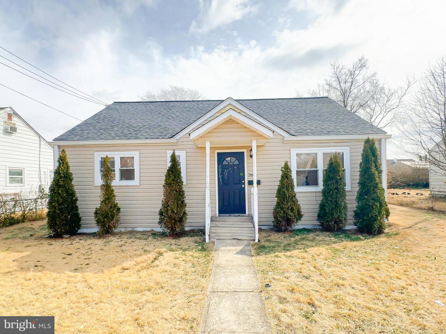 2618 Lakehurst Ave Property Photo