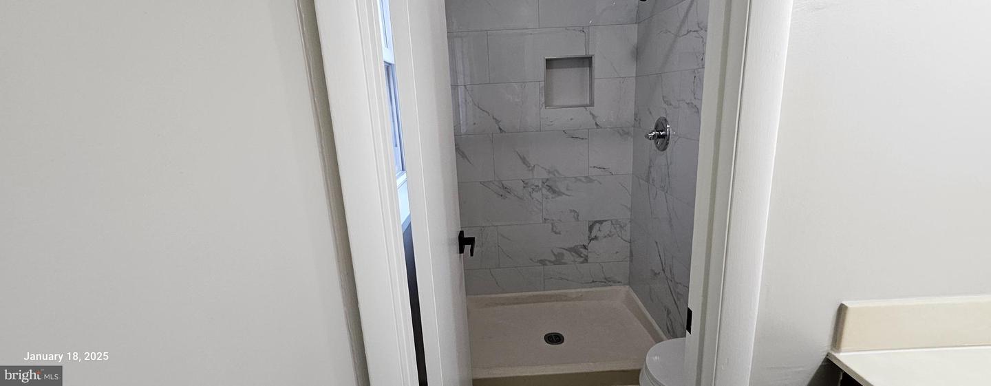 16914 Dorchester Pl Property Photo 16