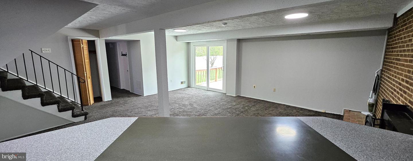 16914 Dorchester Pl Property Photo 21