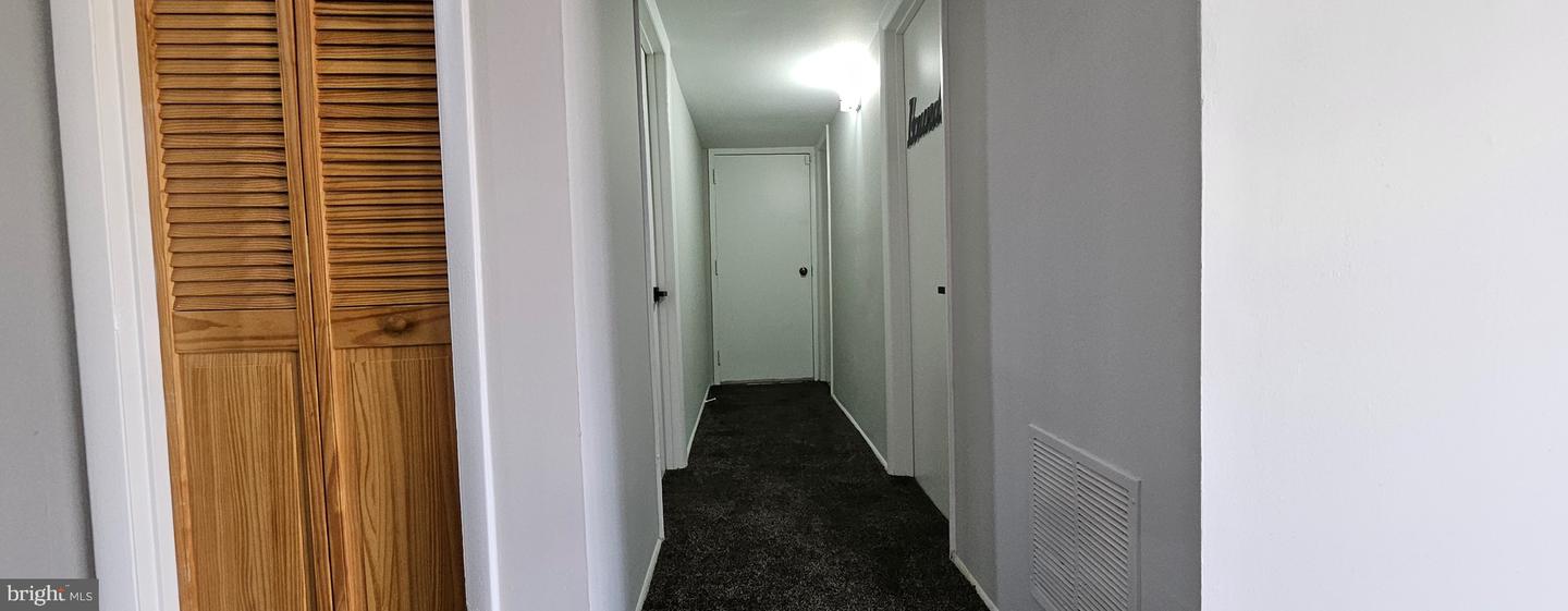 16914 Dorchester Pl Property Photo 26