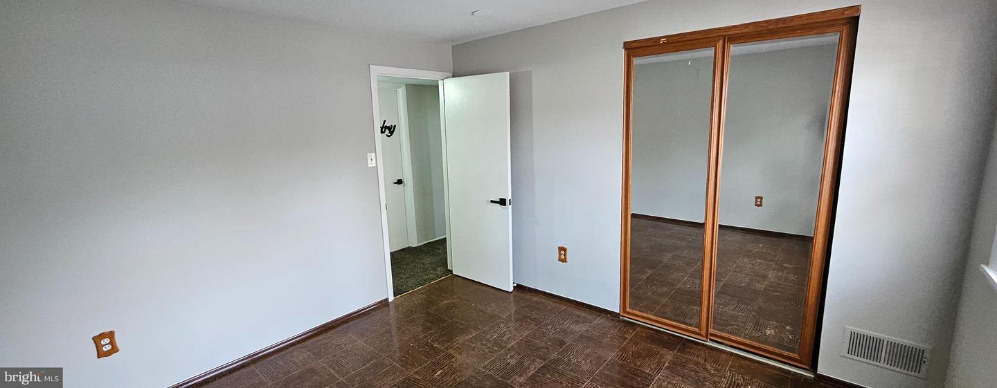 16914 Dorchester Pl Property Photo 28