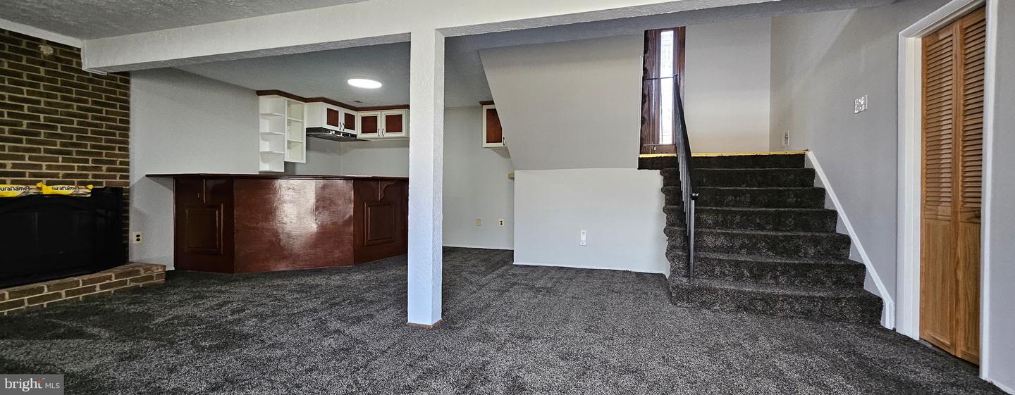 16914 Dorchester Pl Property Photo 30
