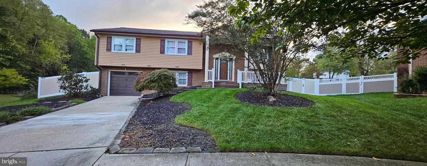 16914 Dorchester Pl Property Photo 35
