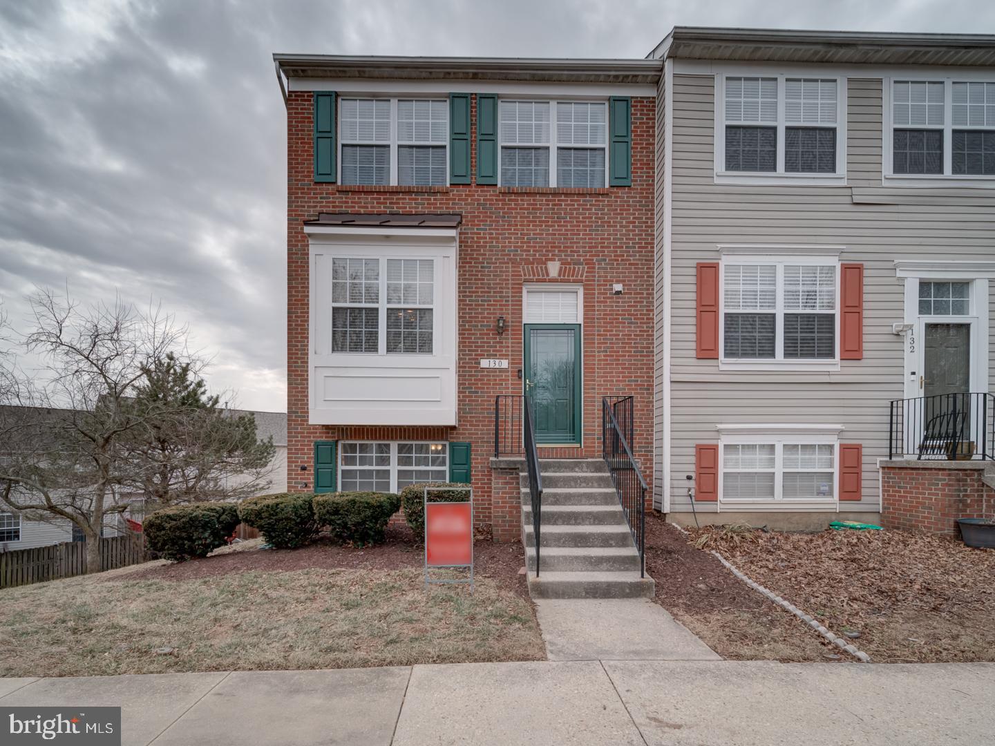 130 Perth Amboy Ct Property Photo