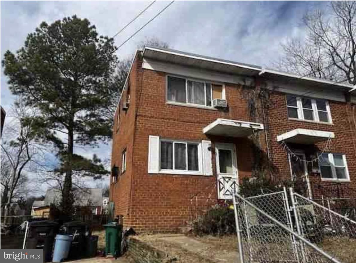 5814 33rd Pl Property Photo
