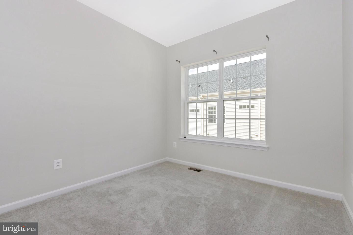 7109 Rowlock Aly Property Photo 15