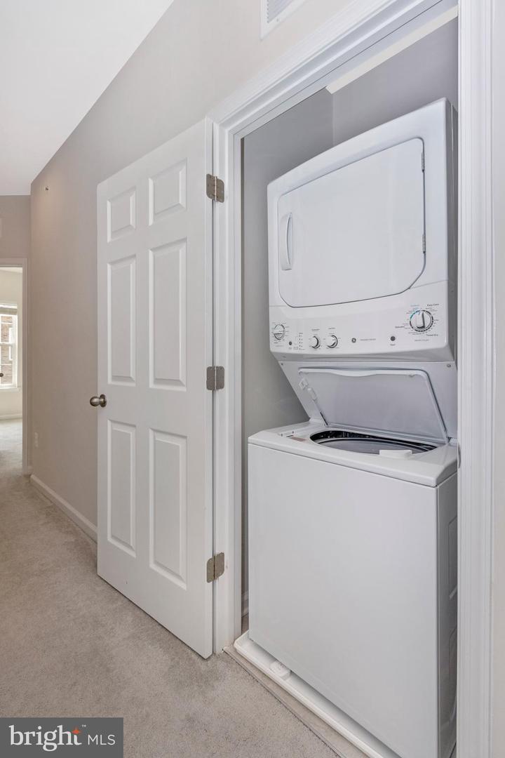 7109 Rowlock Aly Property Photo 17