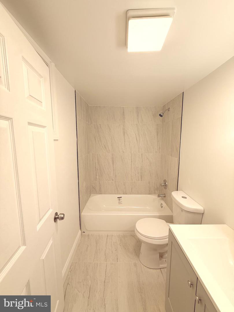 3902 Thornwood Rd Property Photo 10