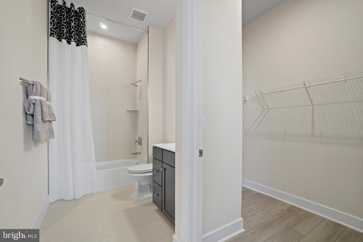 3002 Wind Whisper Ln Property Photo 13