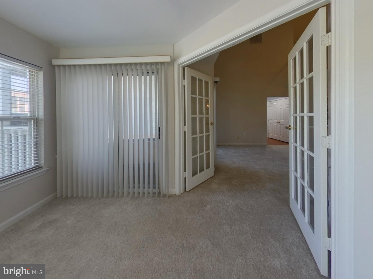 6600 Lake Park Dr #2e Property Photo 4