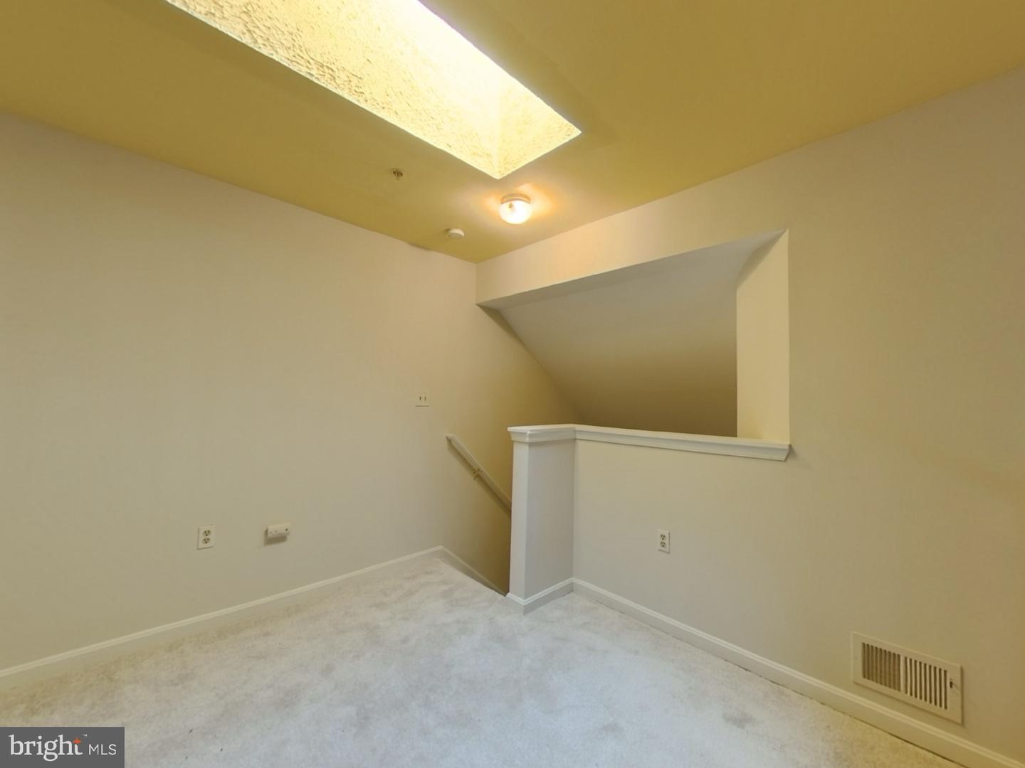 6600 Lake Park Dr #2e Property Photo 9