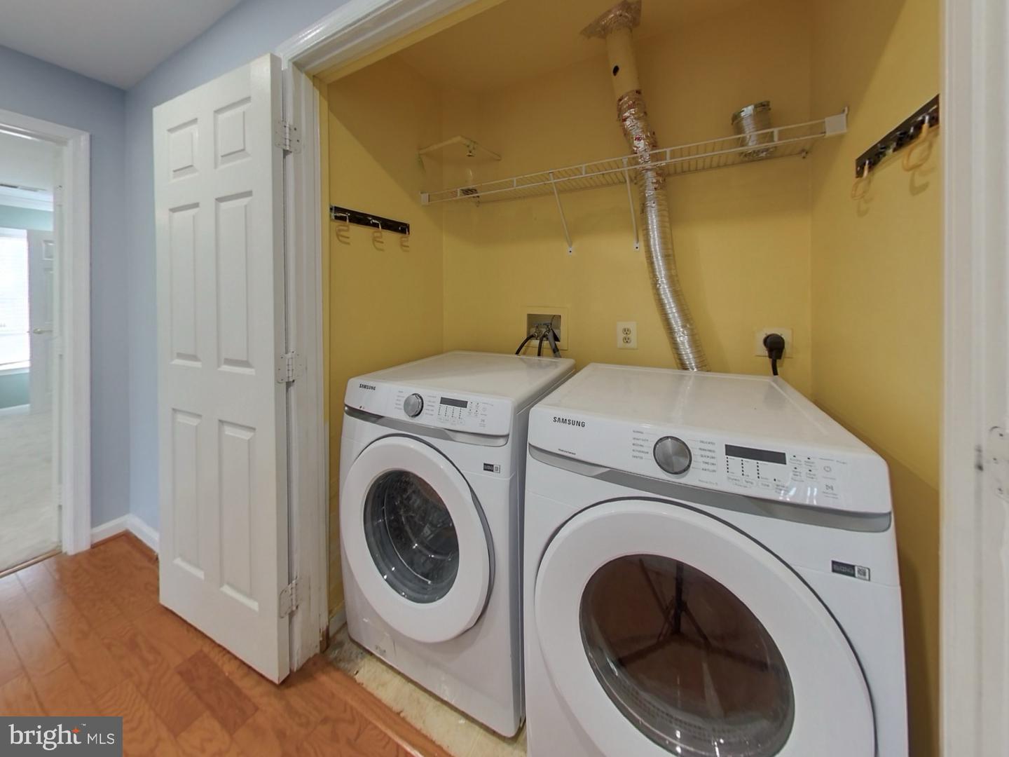 6600 Lake Park Dr #2e Property Photo 13