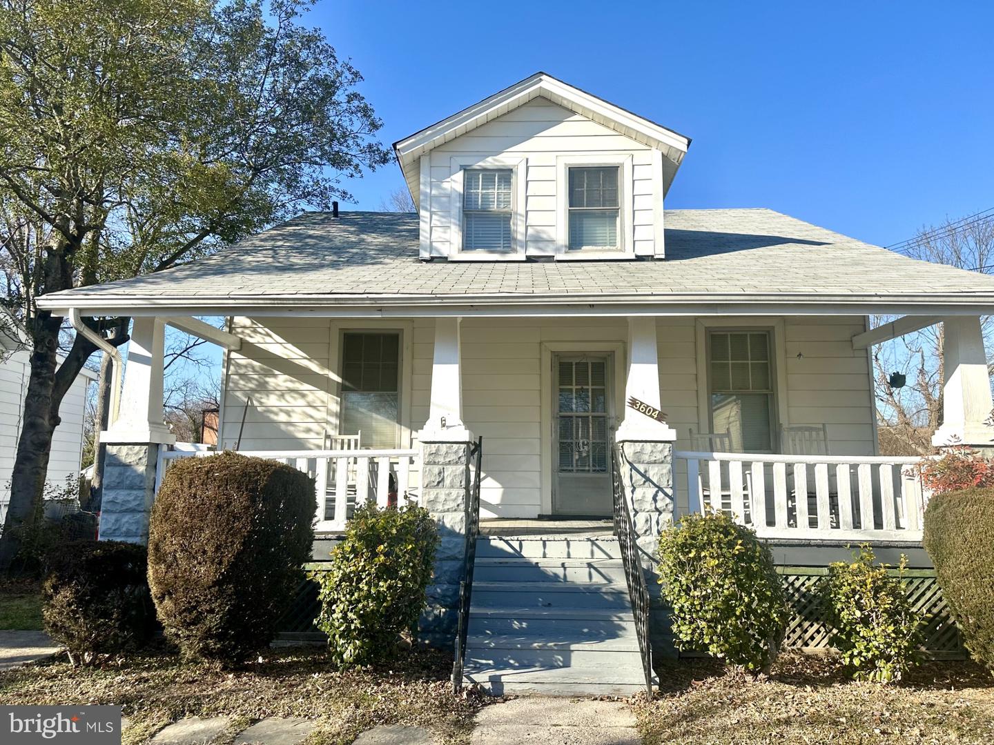 3604 Webster St Property Photo