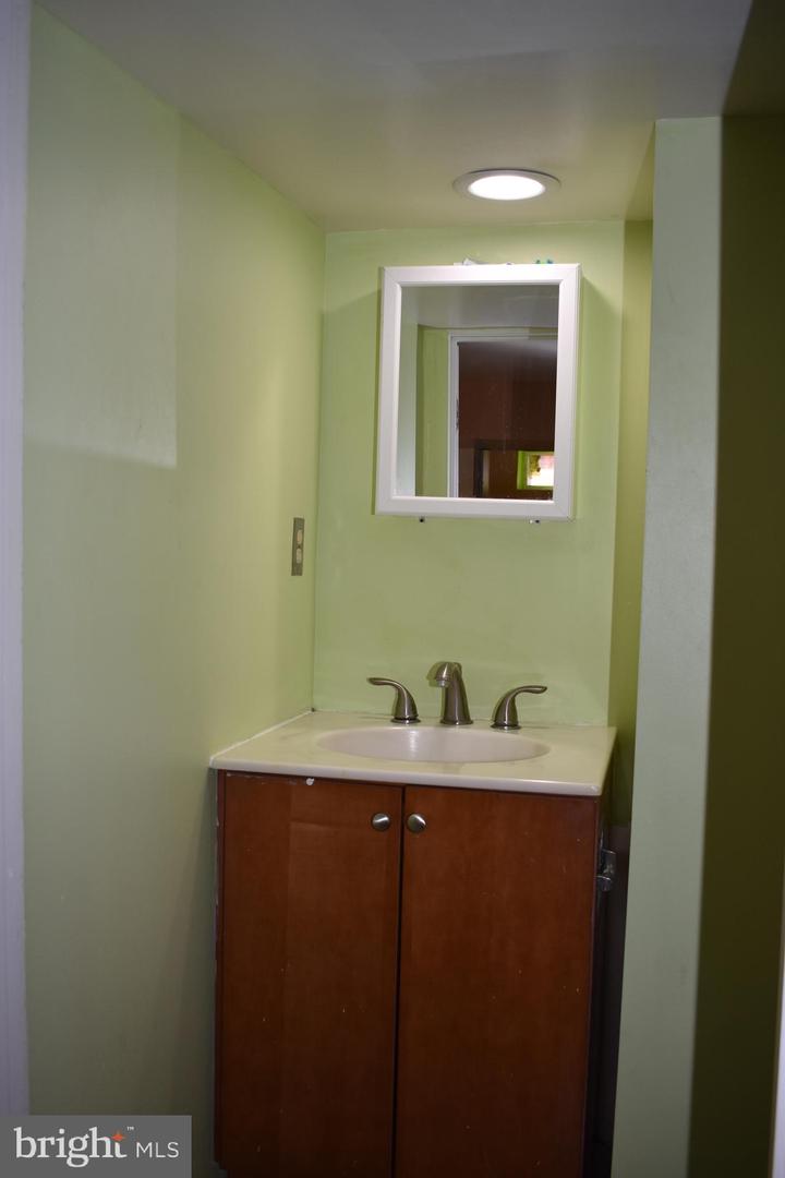 6102 Ruatan Property Photo 25