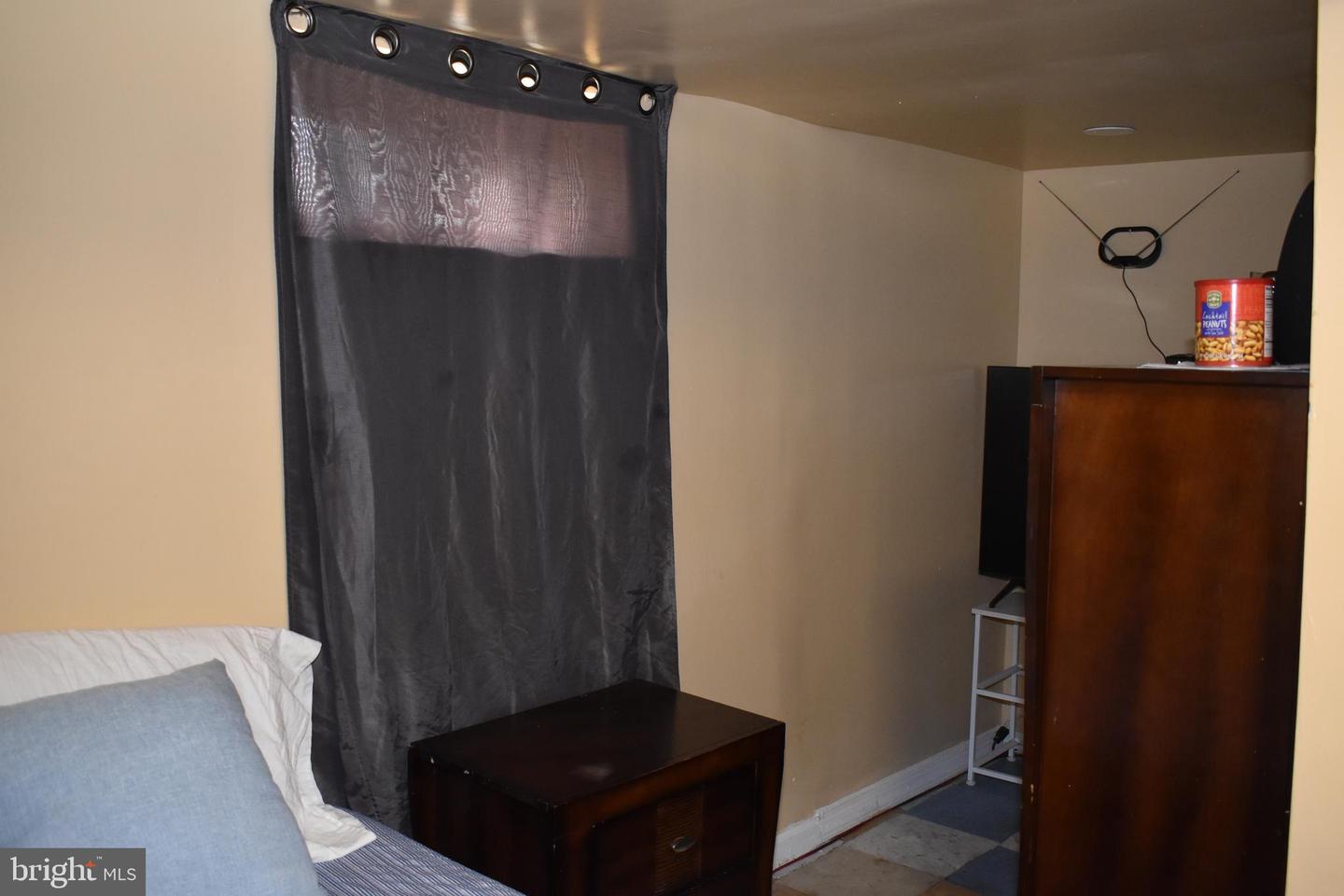 6102 Ruatan Property Photo 30