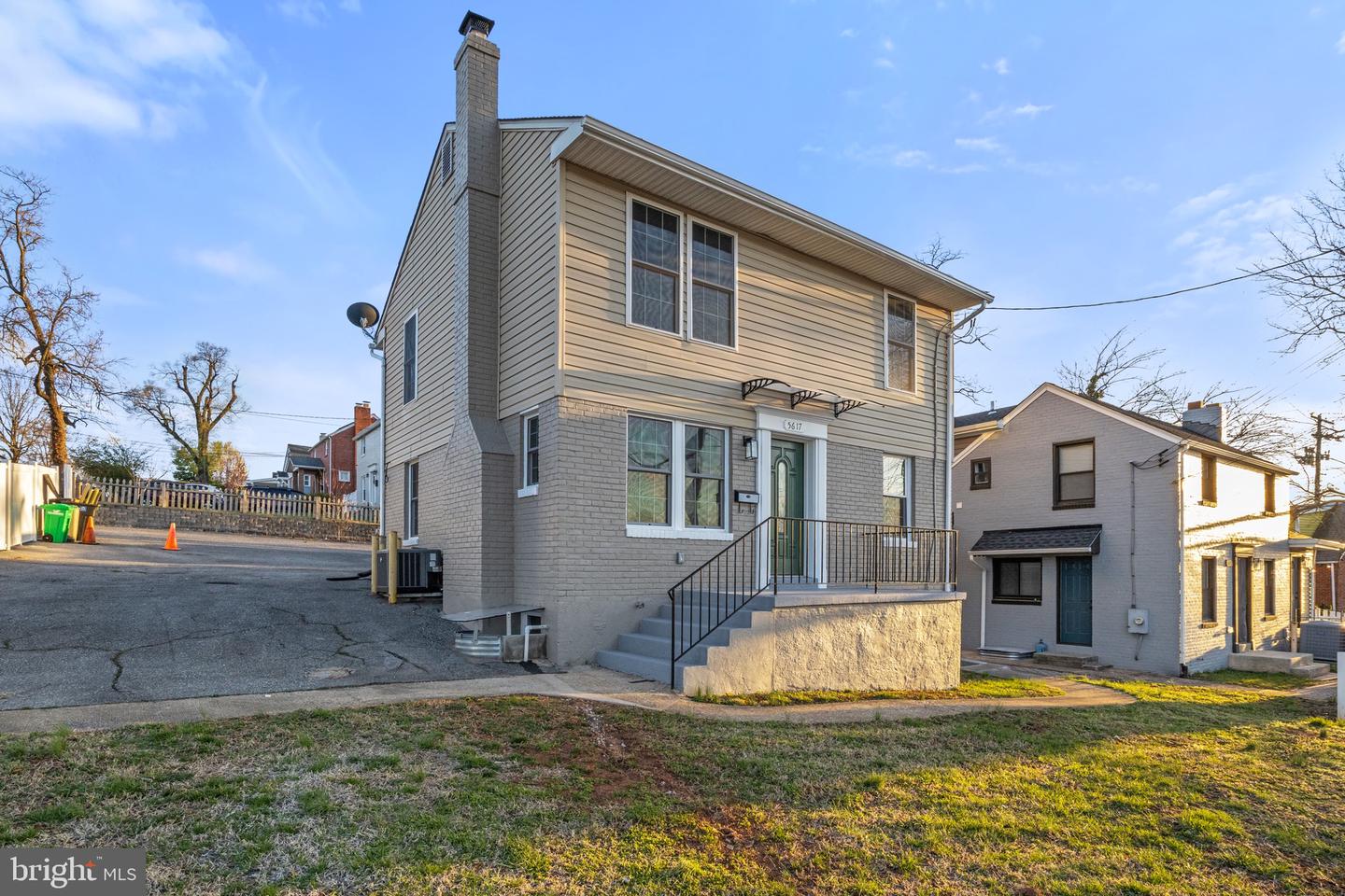 5617 Annapolis Rd Property Photo