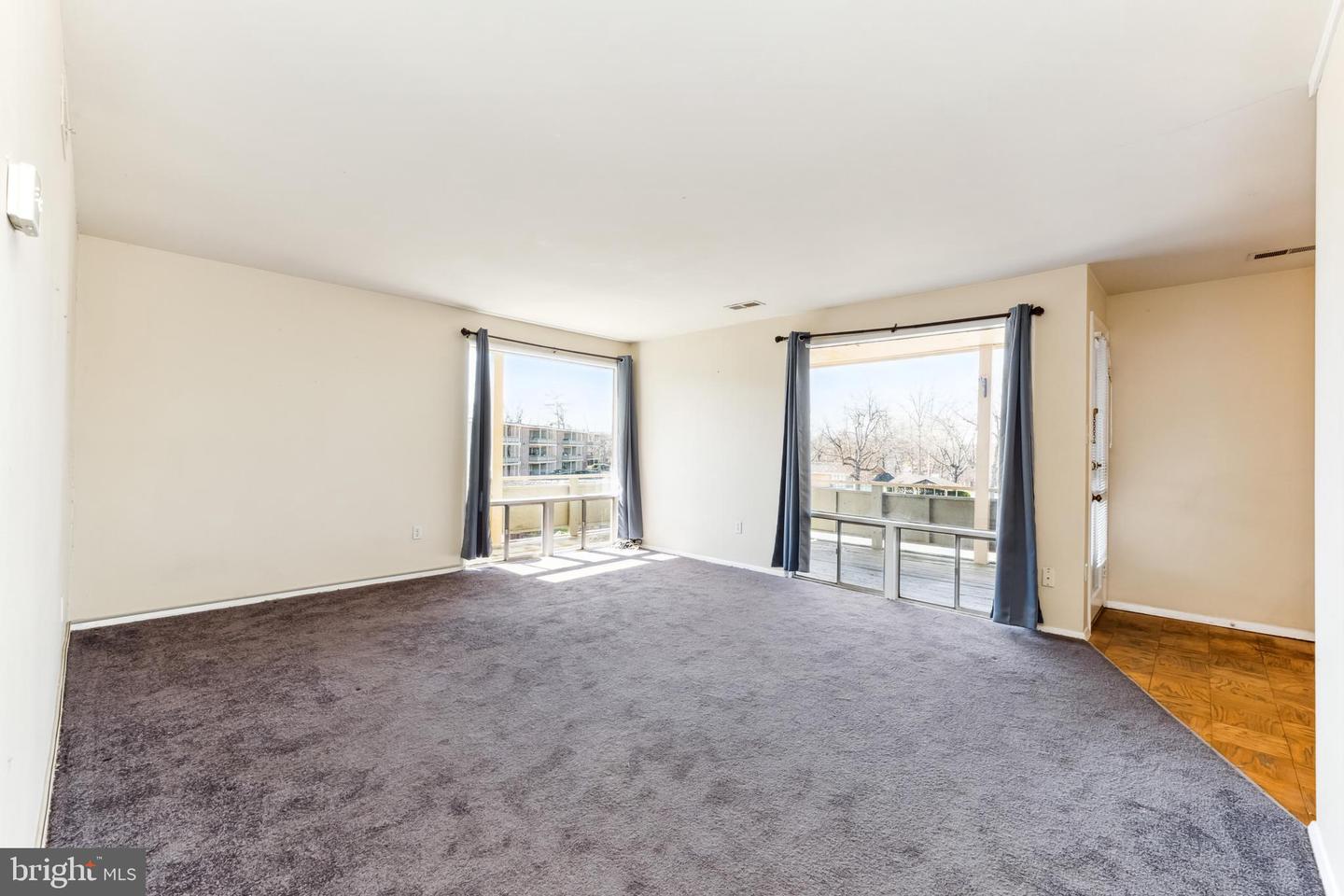 7208 Donnell Pl #d Property Photo 4