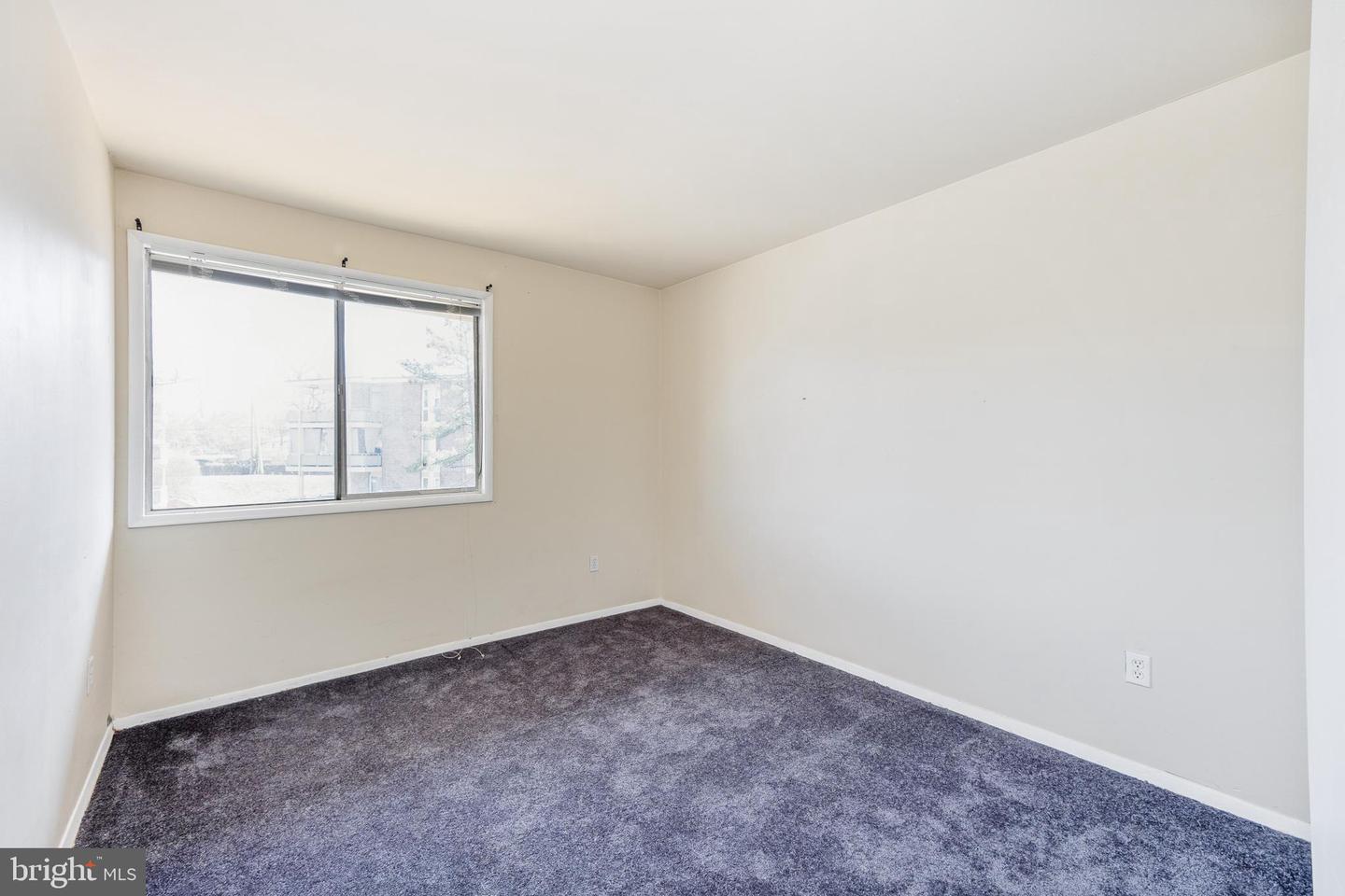 7208 Donnell Pl #d Property Photo 19