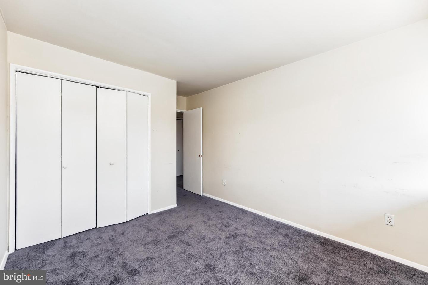 7208 Donnell Pl #d Property Photo 20