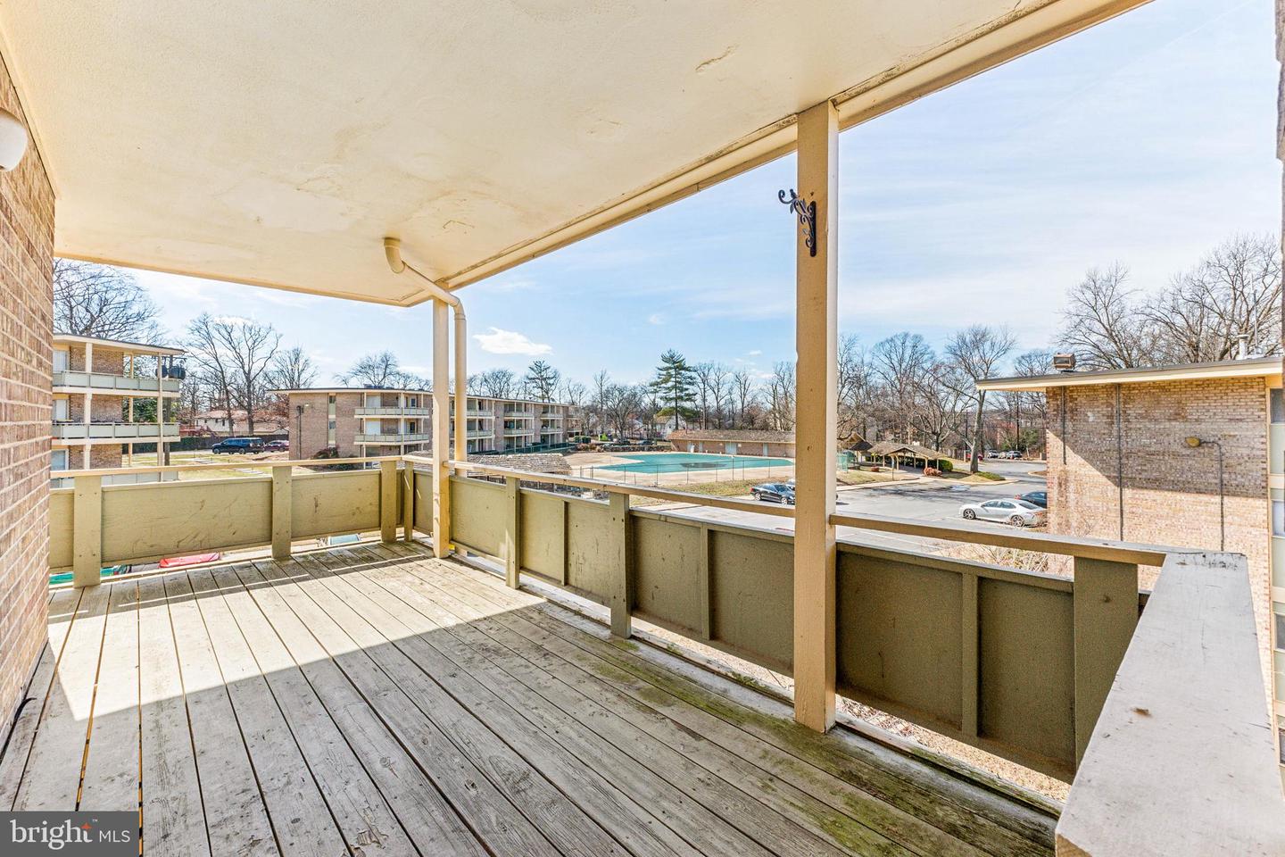7208 Donnell Pl #d Property Photo 23
