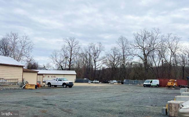 15207 Marlboro Pike Property Photo 6