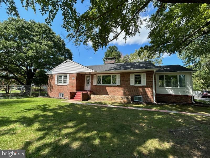 7520 Earnshaw Dr Property Photo