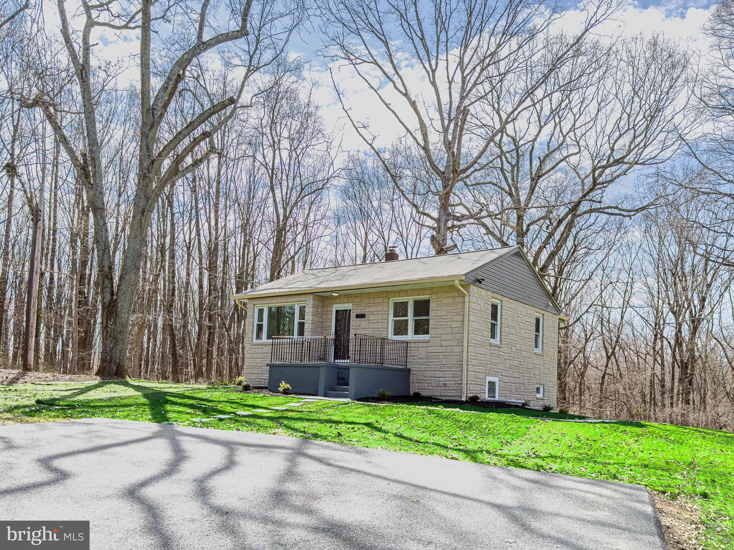 14909 Berry Rd Property Photo
