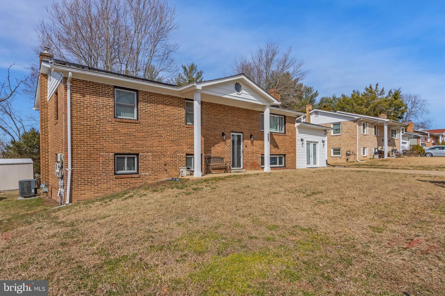 10706 Phillips Dr Property Photo 1