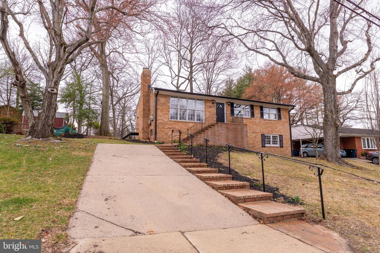 15808 Sherwood Ave Property Photo