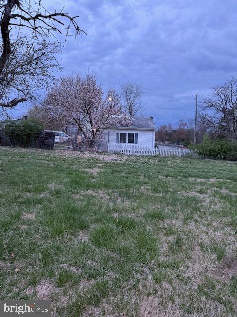 11404 Robert Crain Hwy Property Photo 4