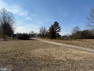 11404 Robert Crain Hwy Property Photo 13