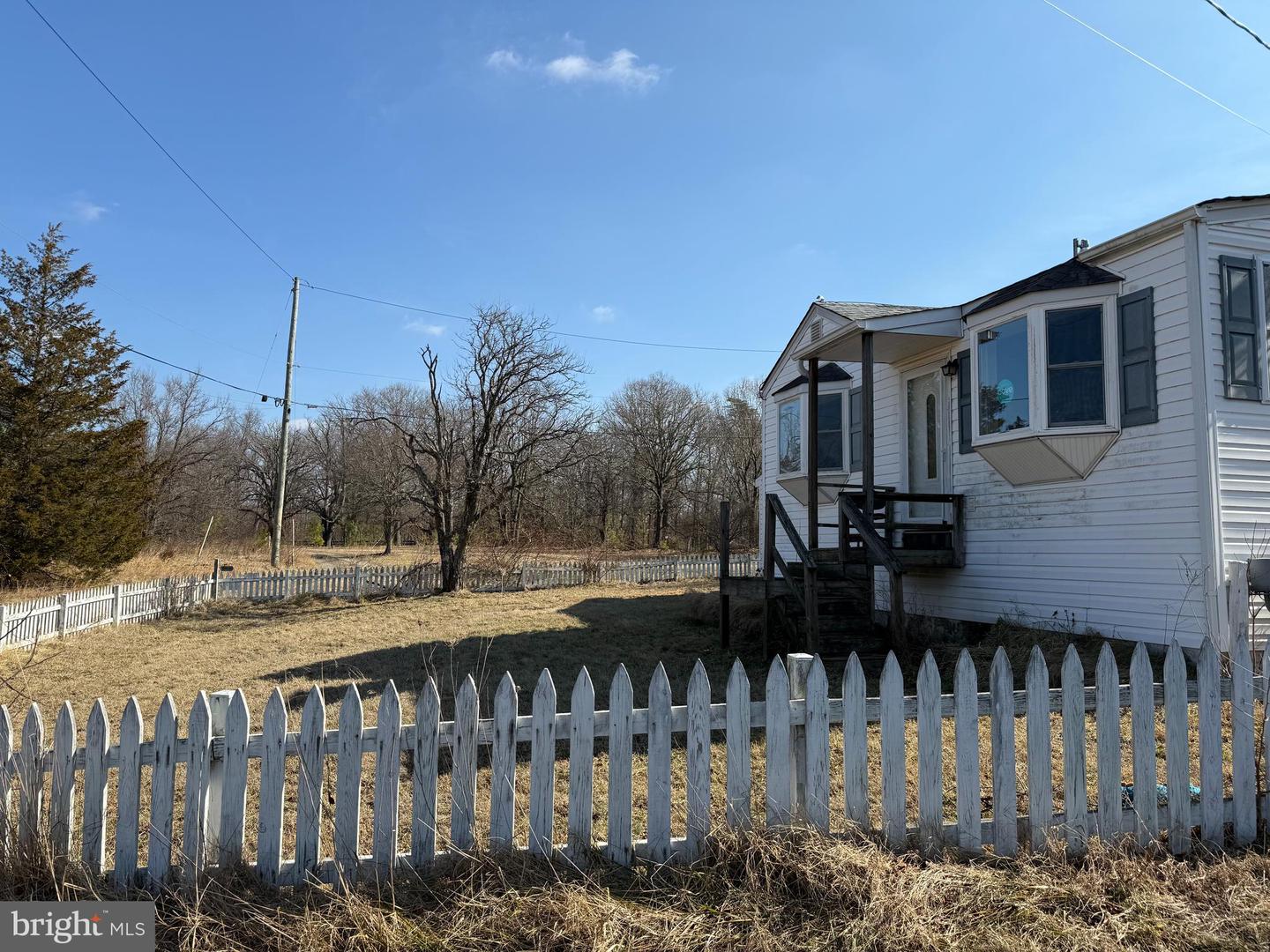 11404 Robert Crain Hwy Property Photo 25
