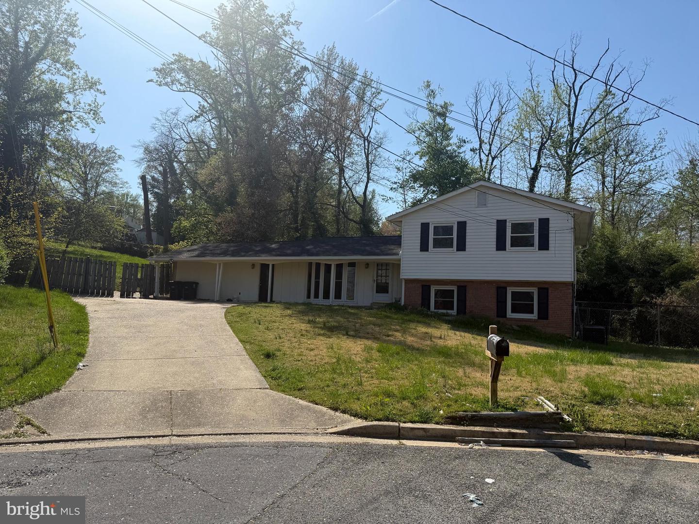 3901 Canterbury Way Property Photo 7
