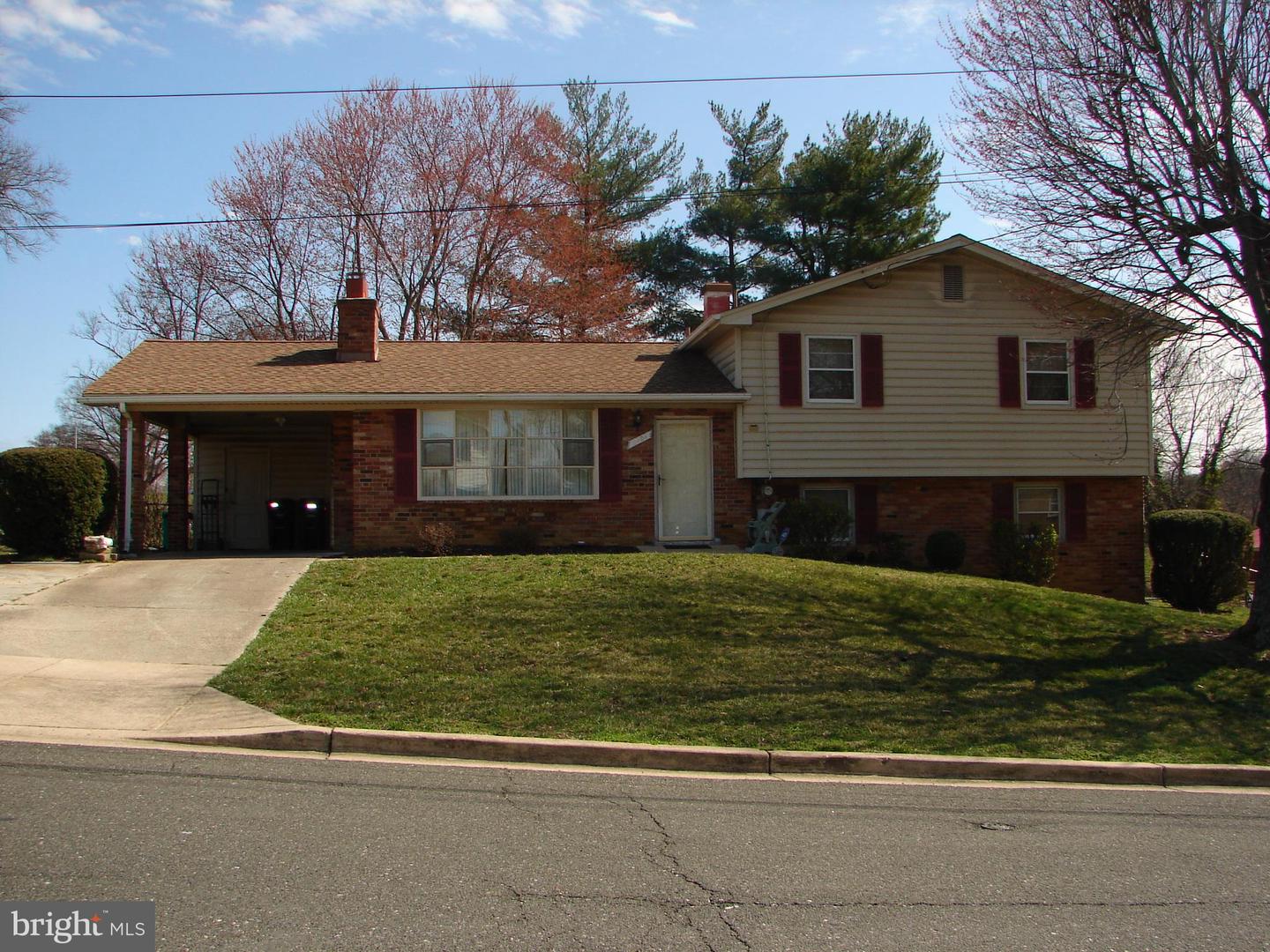 6404 Summerhill Rd Property Photo