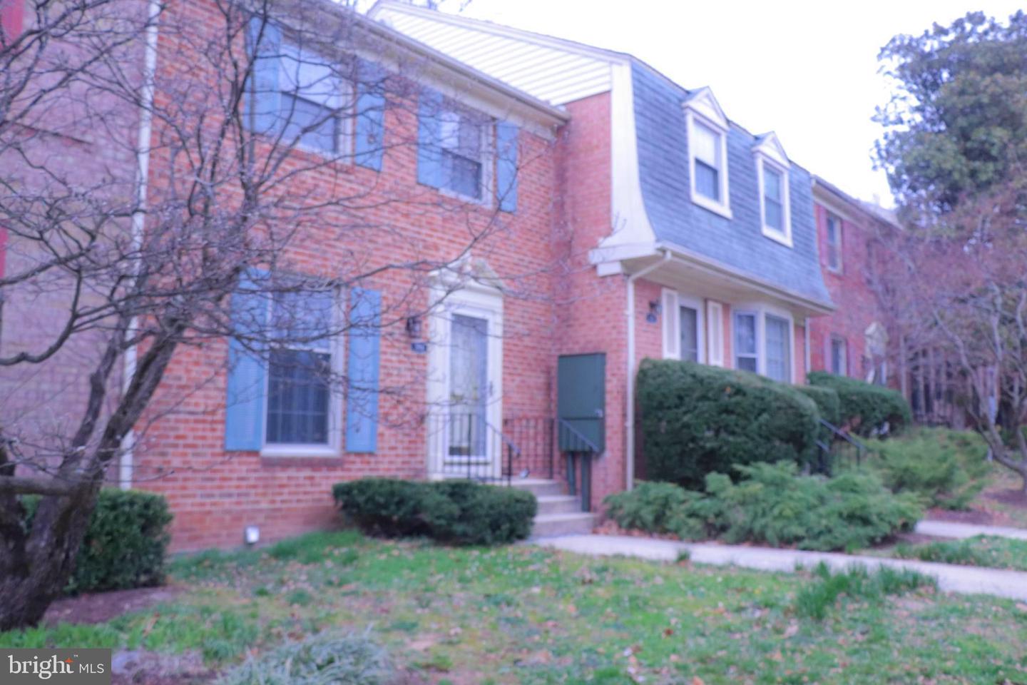 5914 Westchester Park Dr Property Photo 1