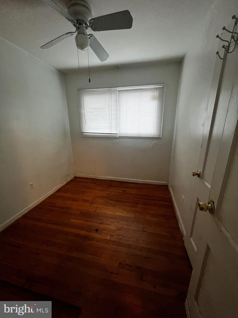 8318 Navahoe Dr Property Photo 5