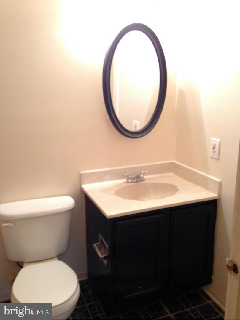 8840 East Grv Property Photo 16