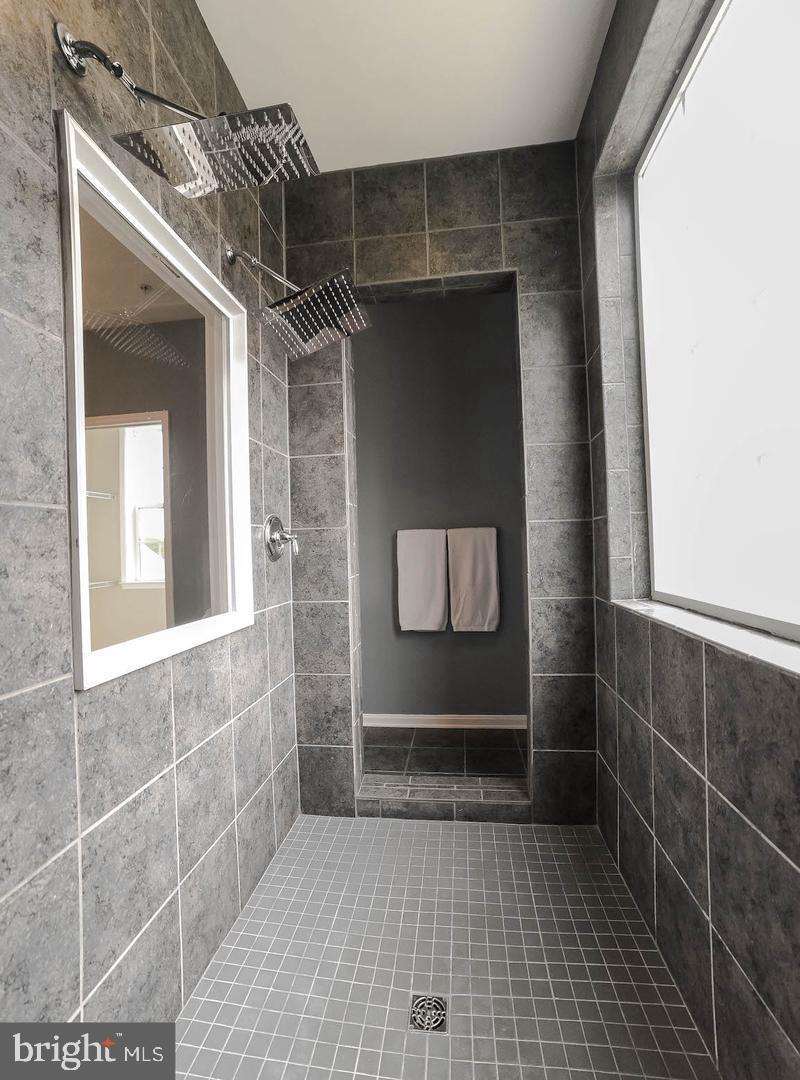 7203 Purple Ash Ct Property Photo 17