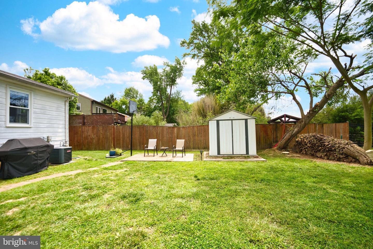 211 N Huron Dr Property Photo 33
