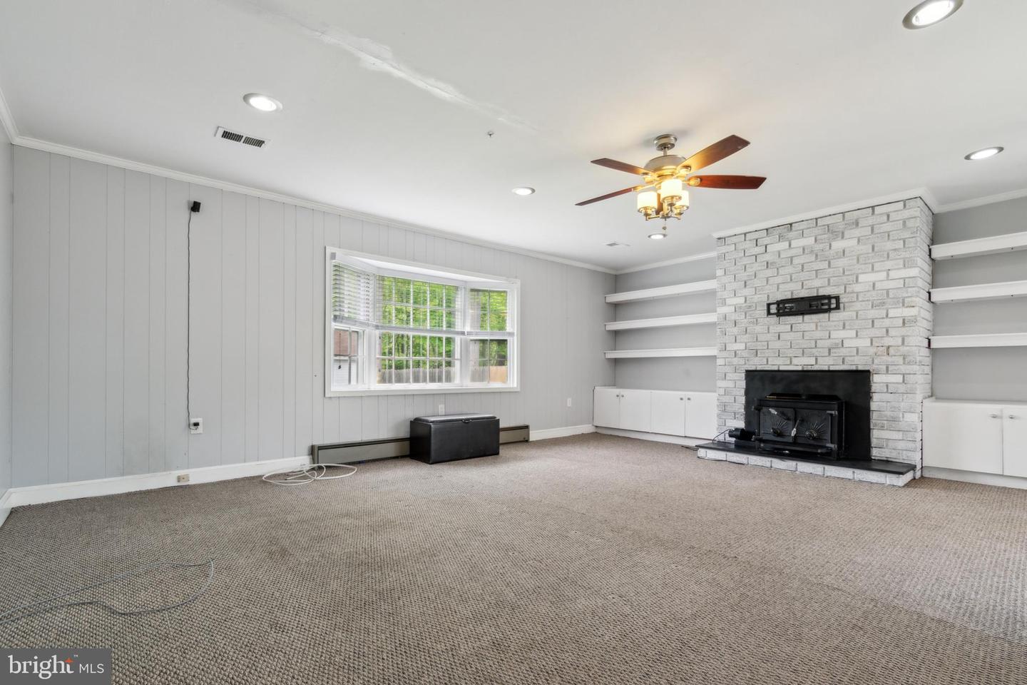 610 Millwoof Dr Property Photo 15