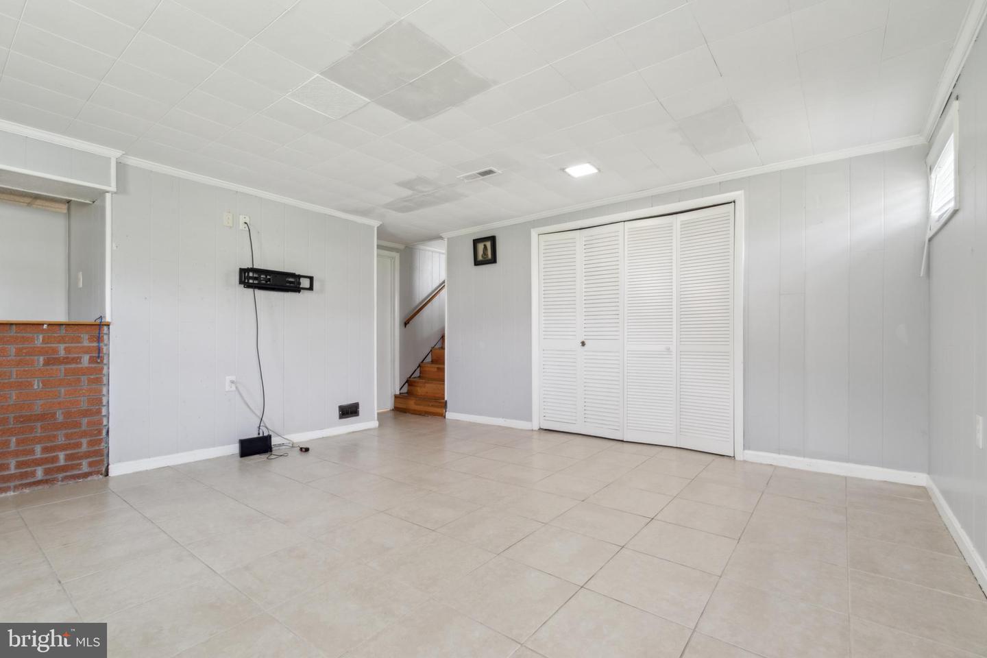 610 Millwoof Dr Property Photo 32