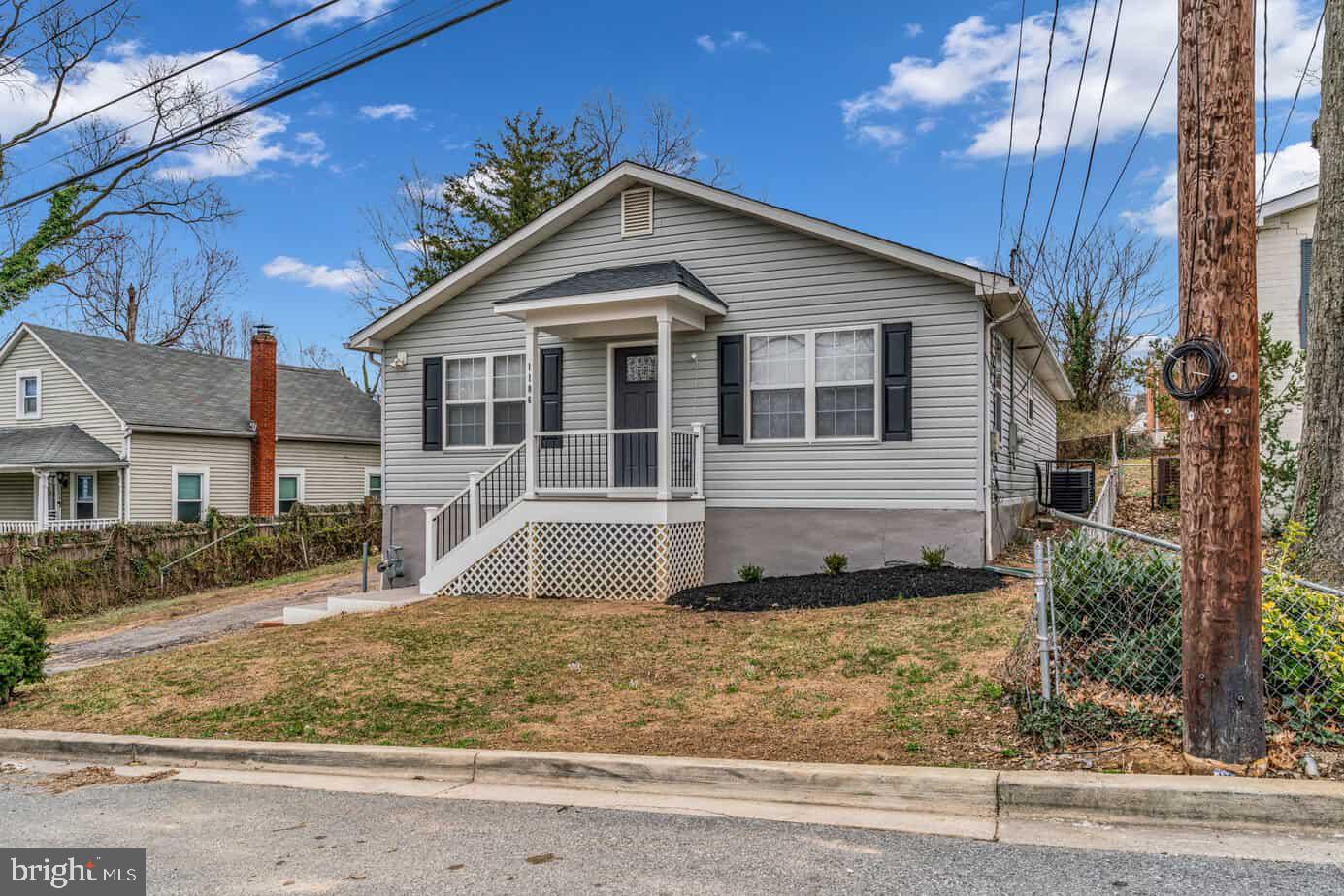 1106 Elfin Ave Property Photo 2