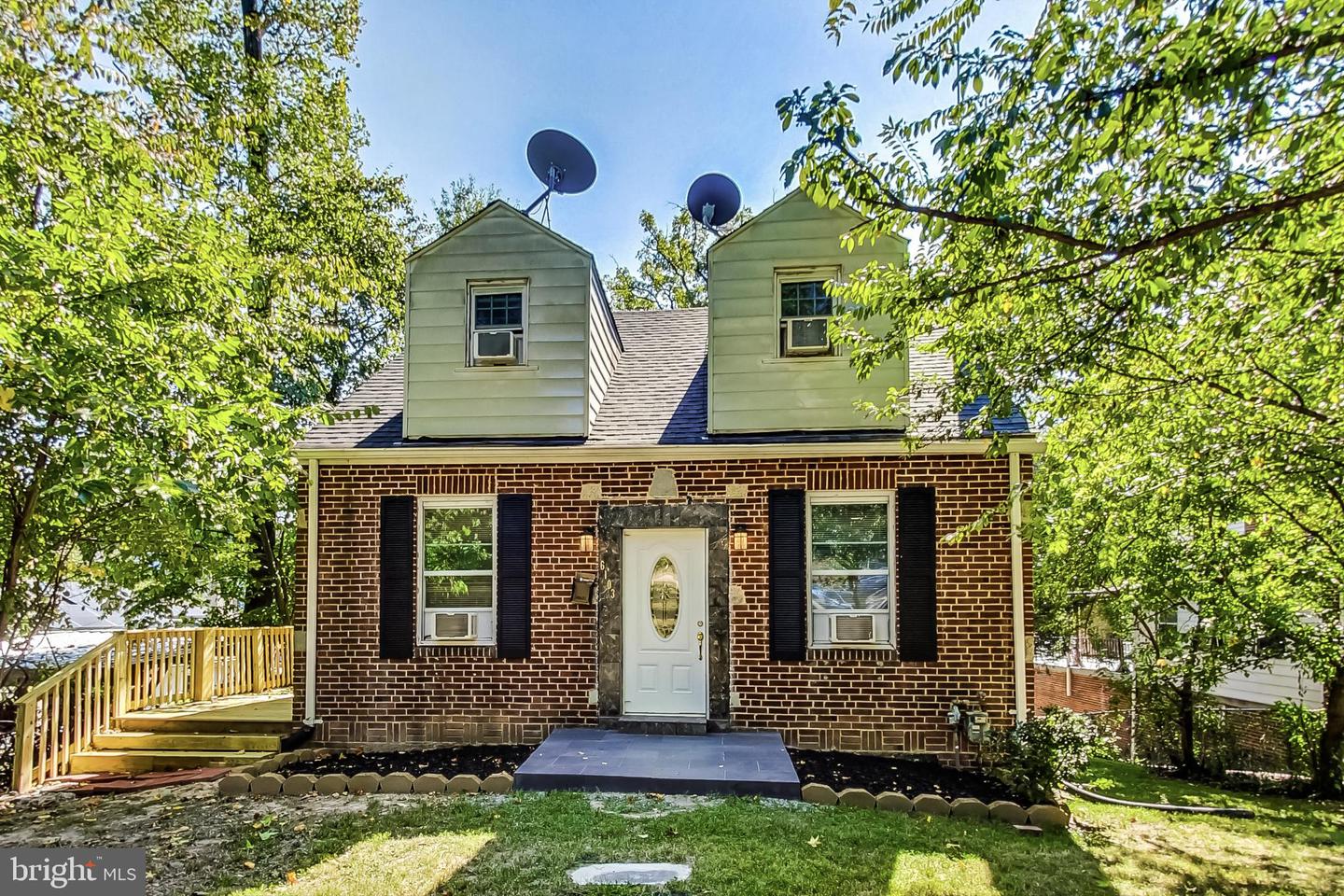 Gladys Noon Spellman Real Estate Listings Main Image