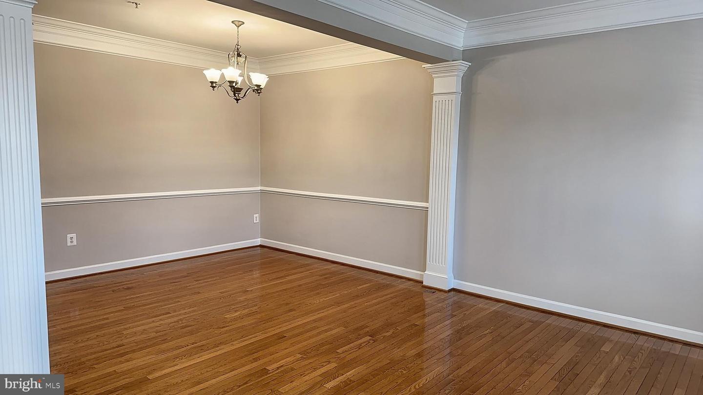 14719 Argos Pl Property Photo 4