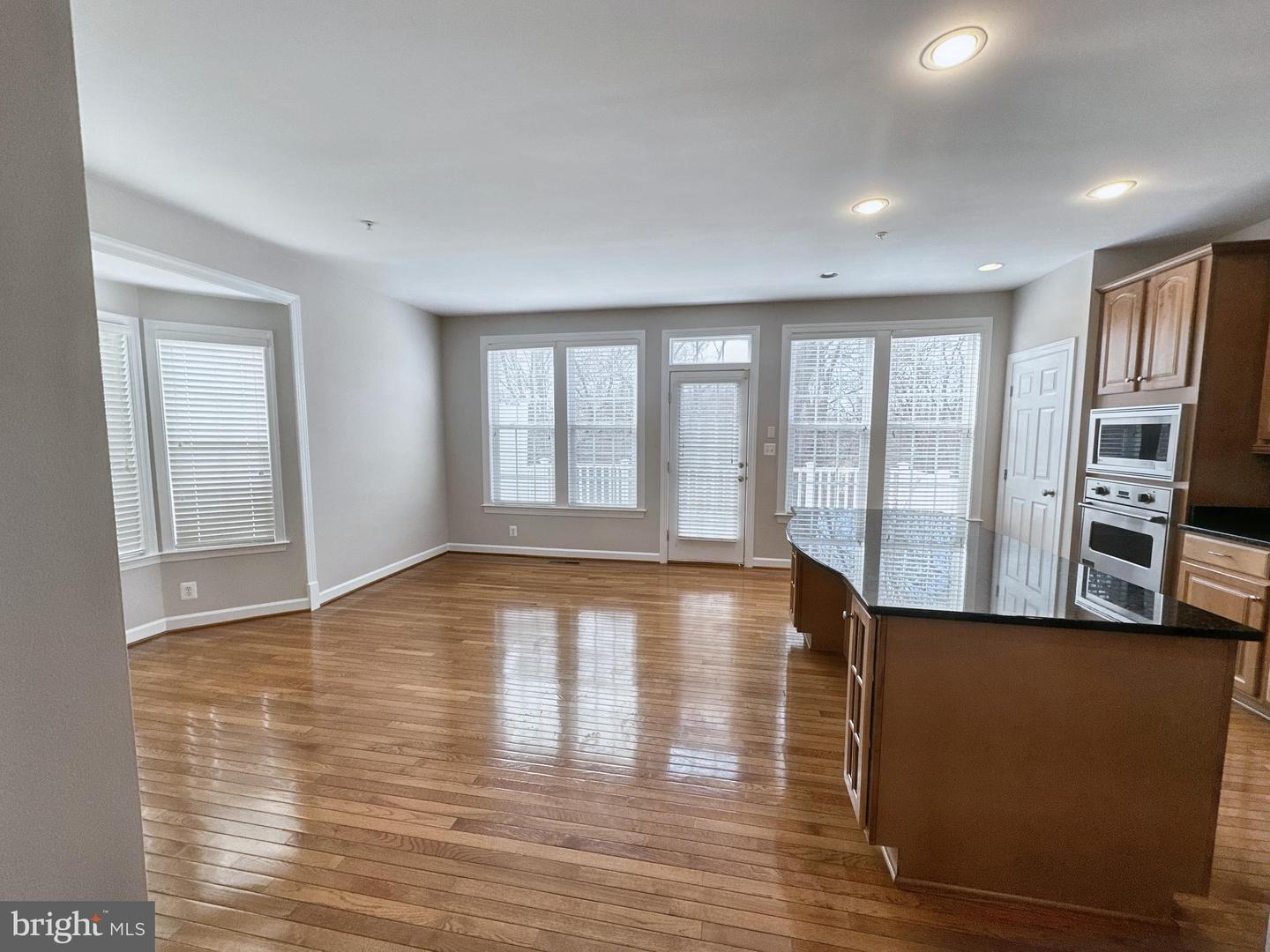 14719 Argos Pl Property Photo 6