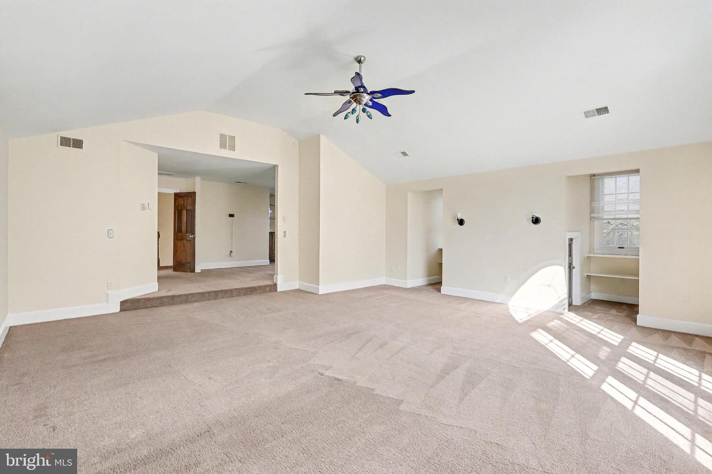 1215 Heritage Hills Dr Property Photo 16