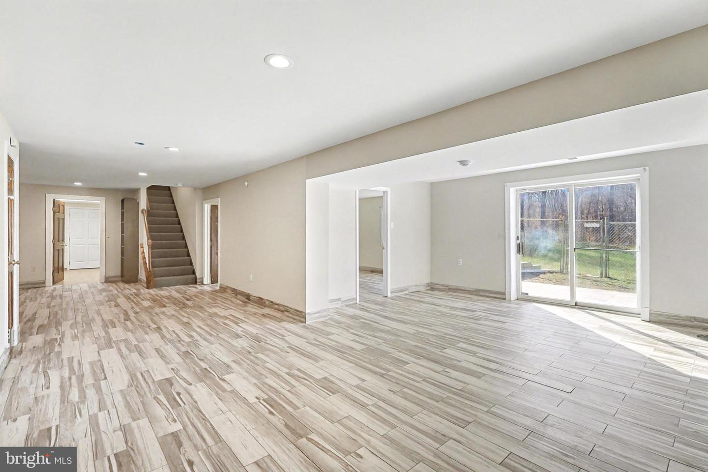 1215 Heritage Hills Dr Property Photo 28